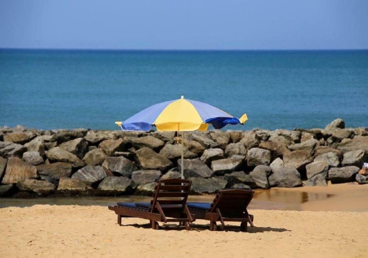 White Rose Beach Resort Marawila Exterior photo